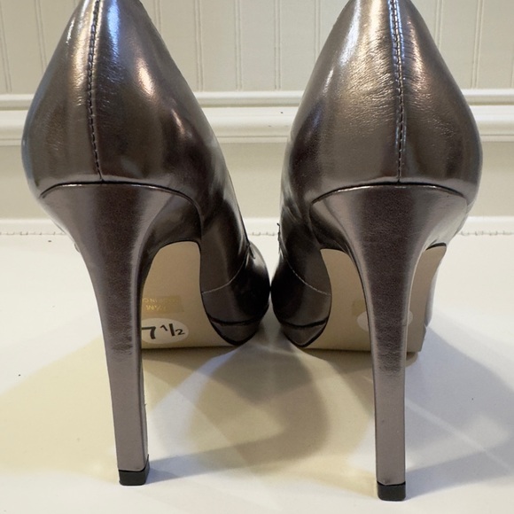 Joey Pewter Pumps - Picture 5 of 6